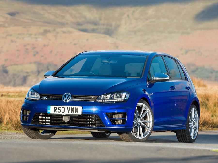  Volkswagen Golf R 5-Door 2014 года  (UK) (фото 13 из 16)